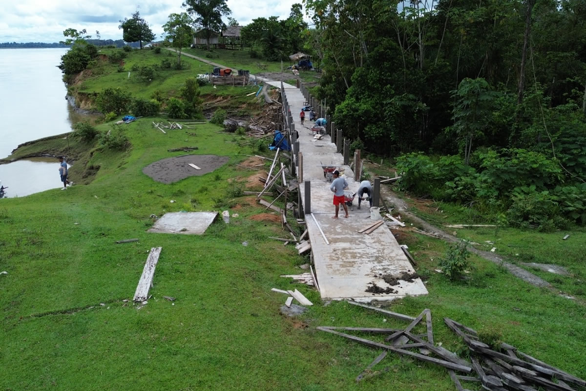 Pista-Peatonal-en-Libertad-Río-Curaray-02